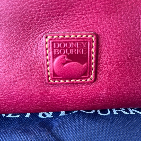 Dooney & Bourke Mini Zip Crossbody 8L664 RA with Dust Cover - Picture 4 of 12